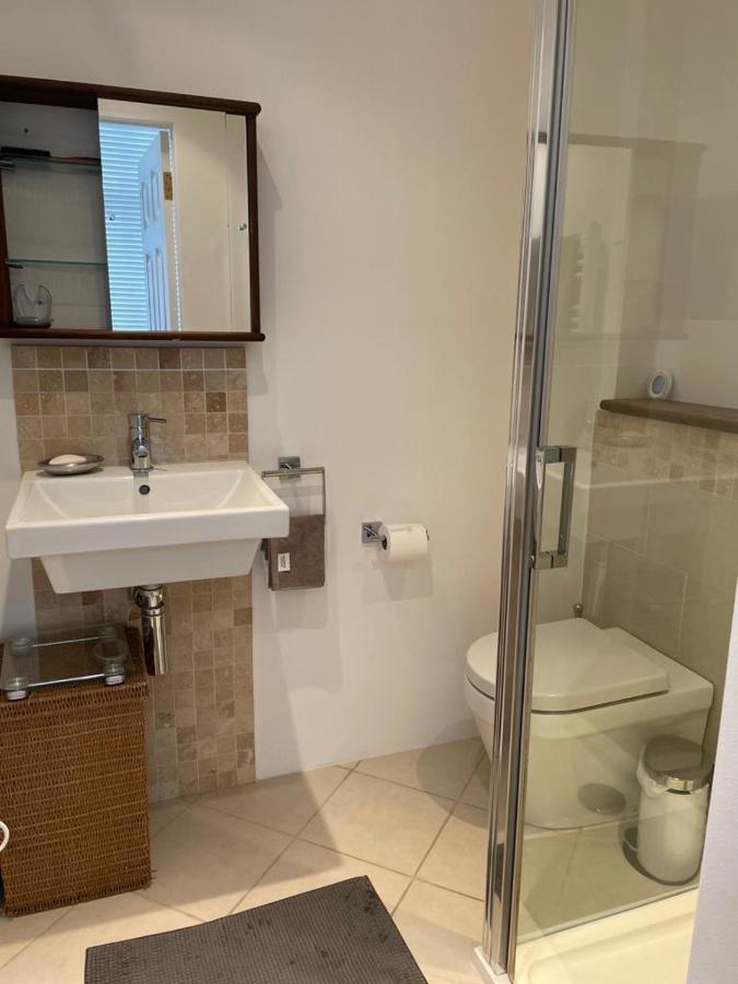 Spacious Holiday Home! ロンドン エクステリア 写真