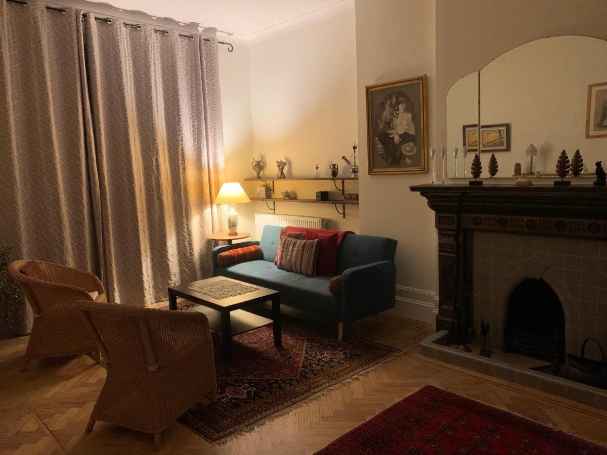 Spacious Holiday Home! ロンドン エクステリア 写真